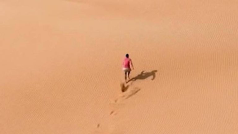 Curry’s tough training in the Dubai desert