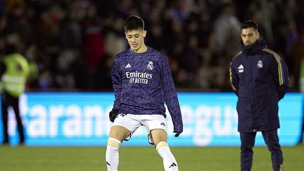 Arda Güle Real Madrid formasıyla ilk maçına çıktı – son dakika futbol haberleri