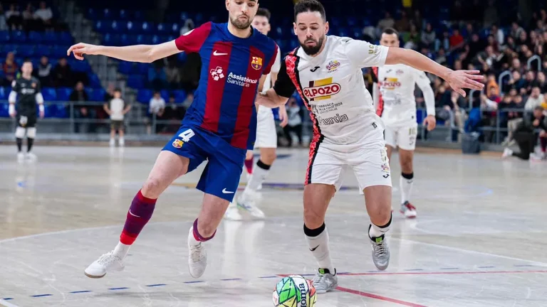 Futsal: Third by Dani Martínez at Palau Blau Grana