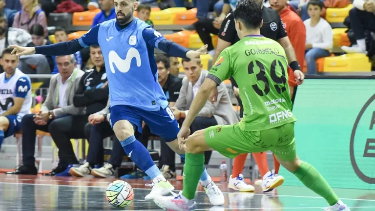 Futsal: Milli takım: Raya sakatlığı nedeniyle oyundan çıktı